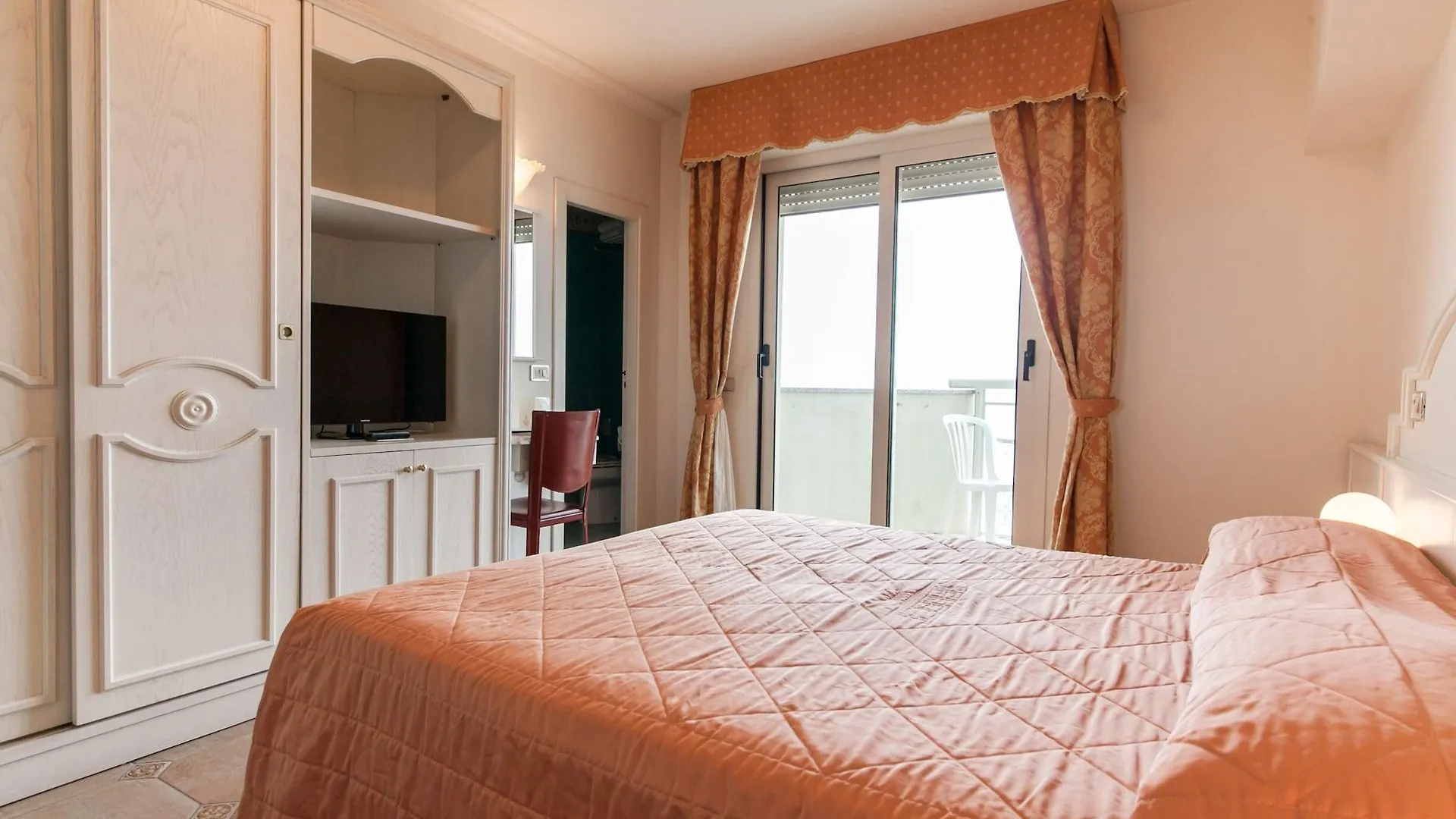 Universal Hotel Cervia