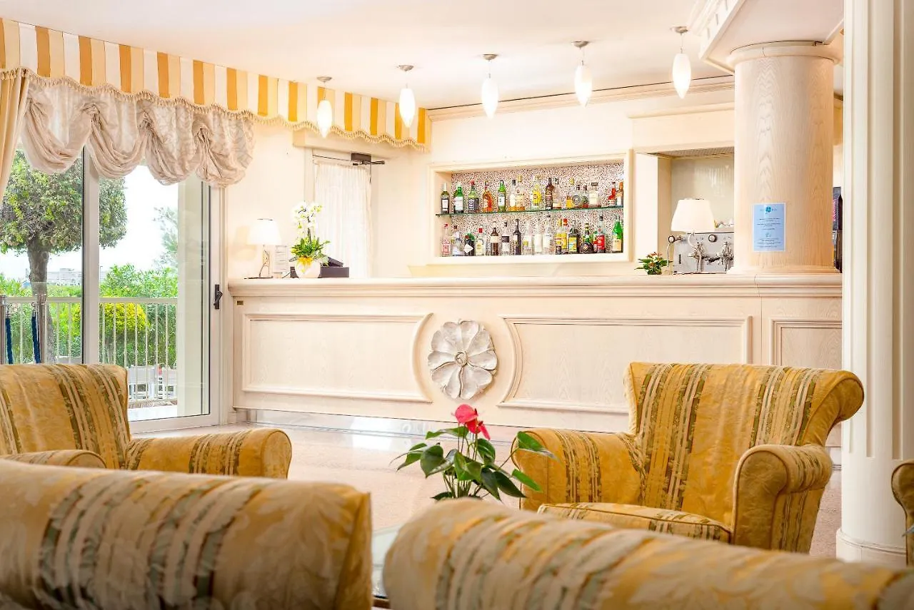 ****  Universal Hotel Cervia Italy