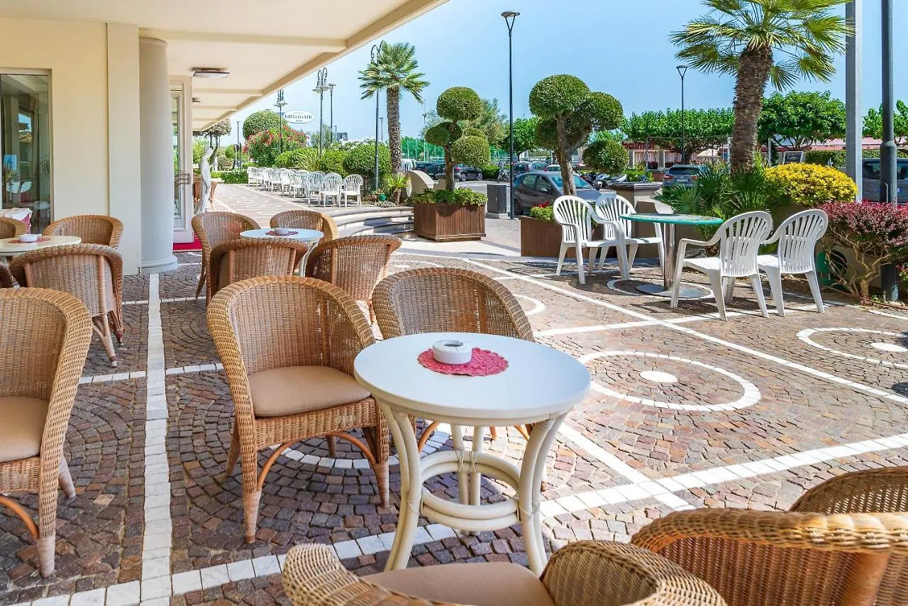 Universal Hotel Cervia 4*,  Italy