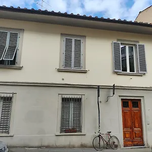 https://the-bookhouse.it-tuscanyhotel.com